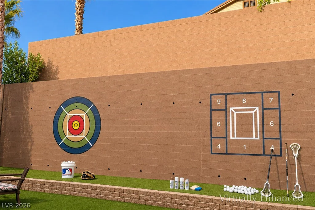 1005 Eaglewood, Las Vegas, NV 89144