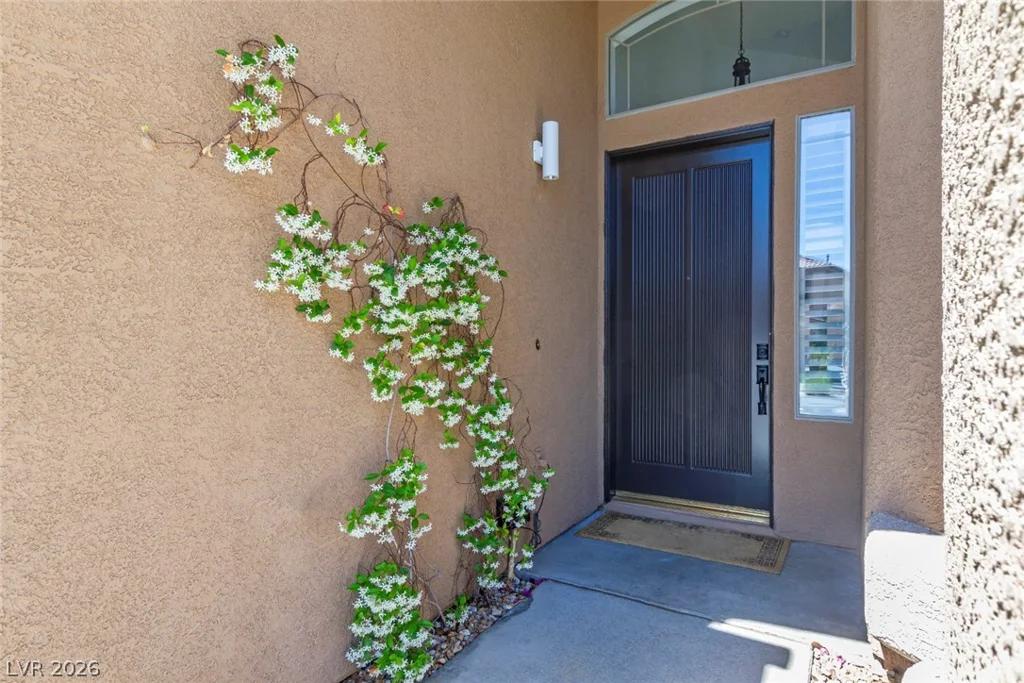 1005 Eaglewood, Las Vegas, NV 89144