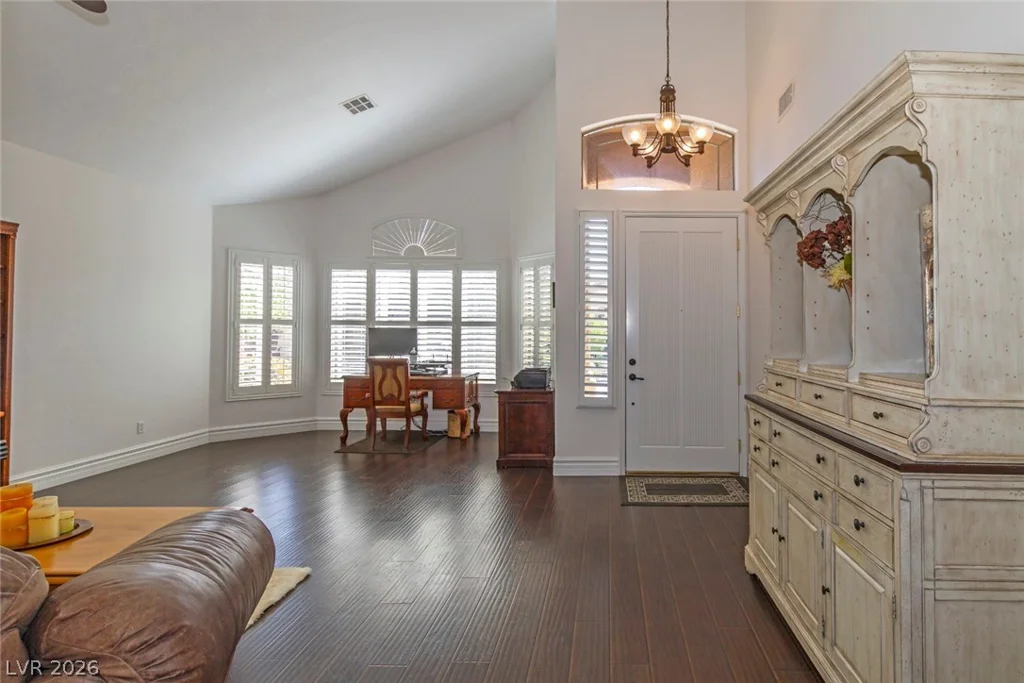 1005 Eaglewood, Las Vegas, NV 89144