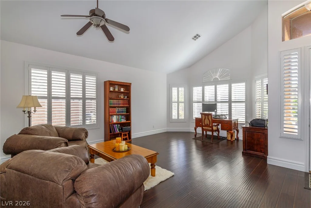 1005 Eaglewood, Las Vegas, NV 89144