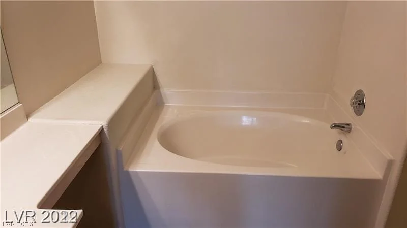 5750 Hacienda, Las Vegas, NV 89122