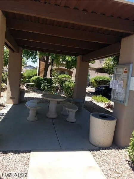 5750 Hacienda, Las Vegas, NV 89122