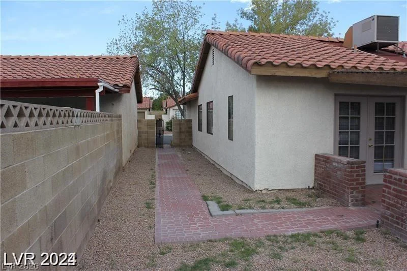 1617 Joshua Tree, Las Vegas, NV 89108