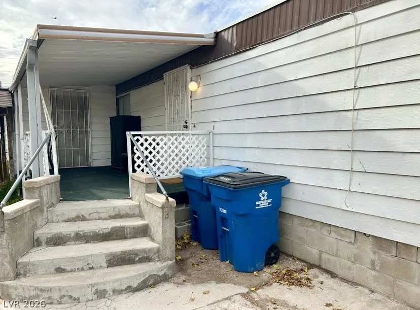 5495 Everglade, Las Vegas, NV 89142