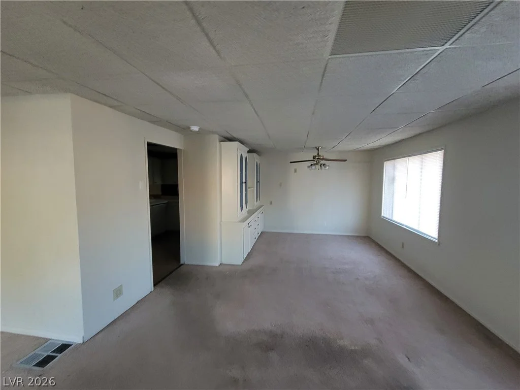 5495 Everglade, Las Vegas, NV 89142