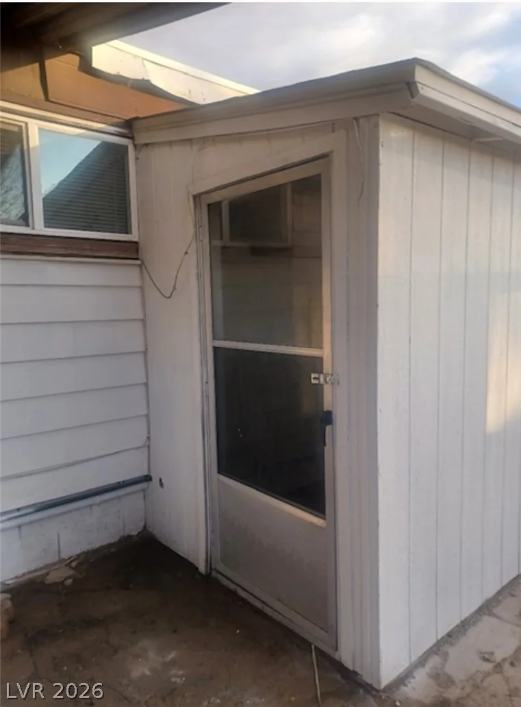 5495 Everglade, Las Vegas, NV 89142