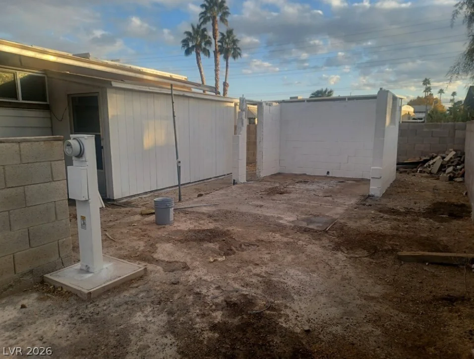 5495 Everglade, Las Vegas, NV 89142