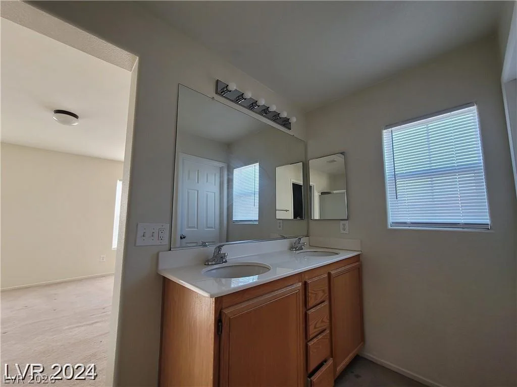 4202 Mango Tree, Las Vegas, NV 89115