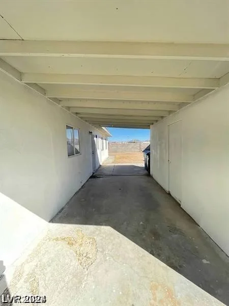 2705 Howard, Las Vegas, NV 89104