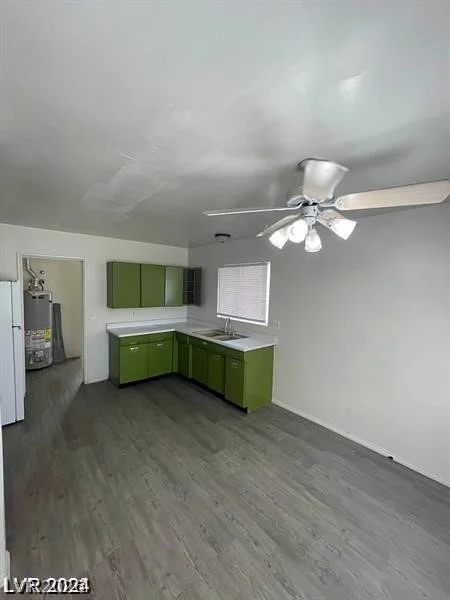 2705 Howard, Las Vegas, NV 89104
