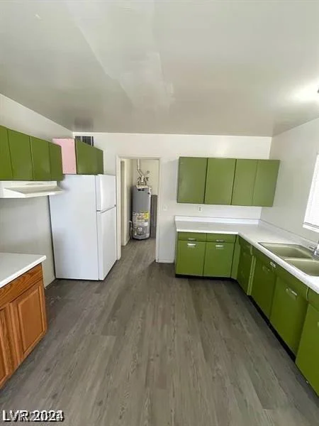 2705 Howard, Las Vegas, NV 89104