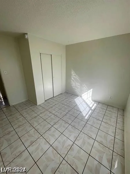 2705 Howard, Las Vegas, NV 89104