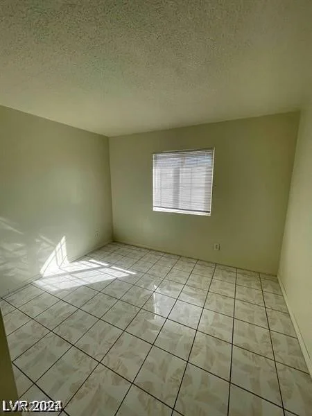 2705 Howard, Las Vegas, NV 89104