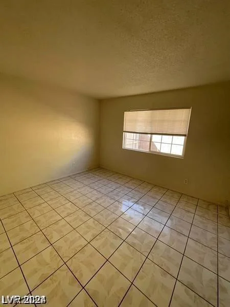 2705 Howard, Las Vegas, NV 89104