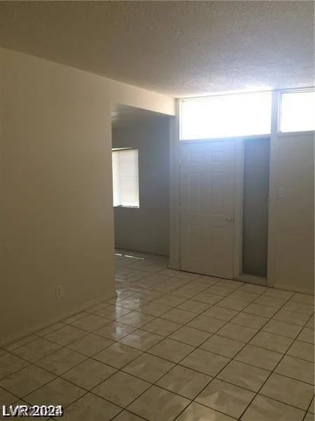 2705 Howard, Las Vegas, NV 89104