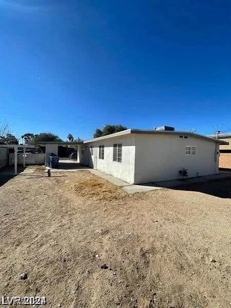 2705 Howard, Las Vegas, NV 89104