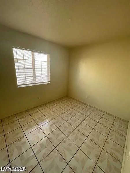 2705 Howard, Las Vegas, NV 89104