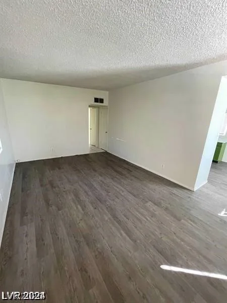 2705 Howard, Las Vegas, NV 89104