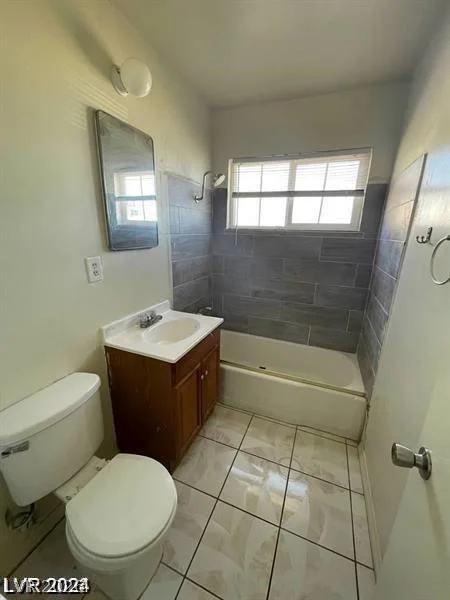 2705 Howard, Las Vegas, NV 89104