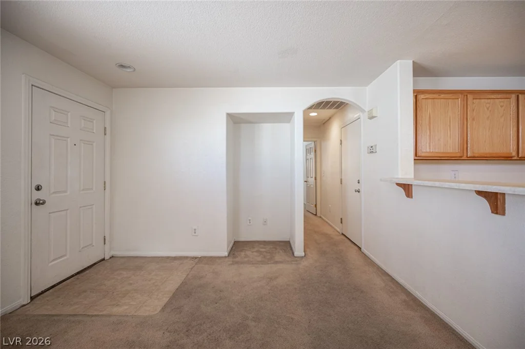 5242 Paradise Skies, Las Vegas, NV 89156