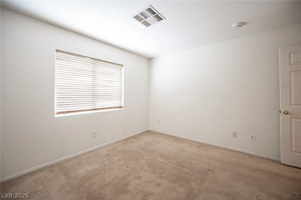 5242 Paradise Skies, Las Vegas, NV 89156