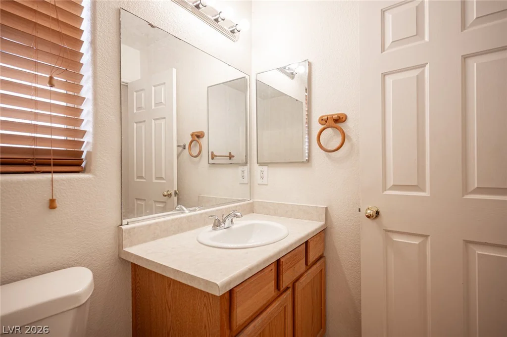 5242 Paradise Skies, Las Vegas, NV 89156