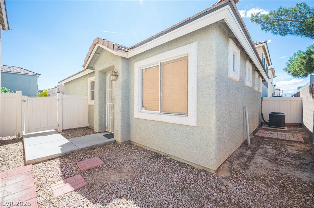 5242 Paradise Skies, Las Vegas, NV 89156