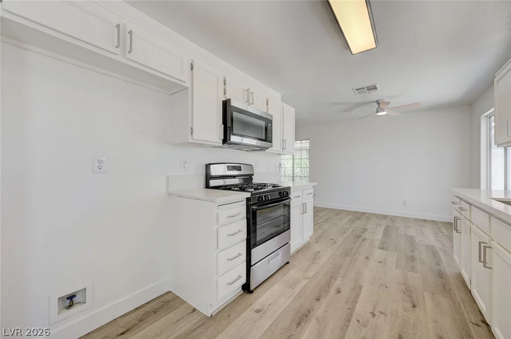 616 Sarajane, Las Vegas, NV 89107