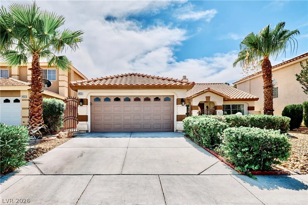 1423 Glassy Pond, Las Vegas, NV 89183