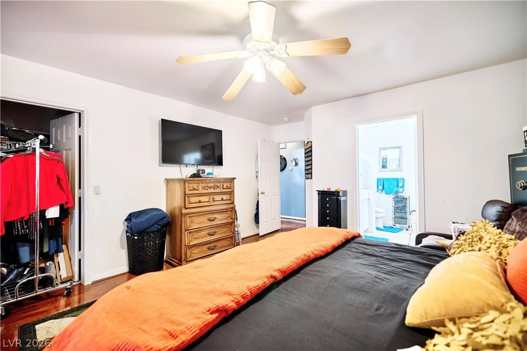1423 Glassy Pond, Las Vegas, NV 89183