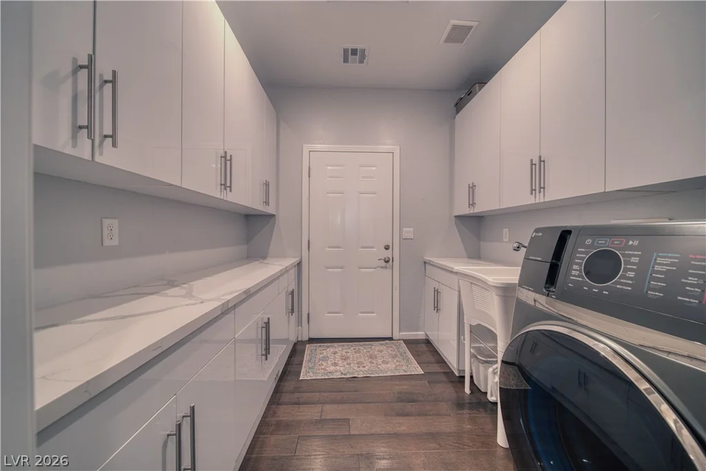 2610 Banyon, Pahrump, NV 89048