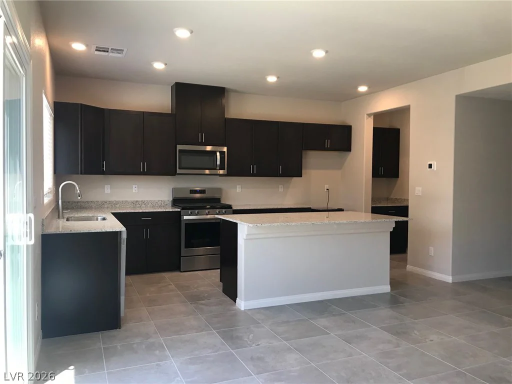 4047 Floating Fern, North Las Vegas, NV 89084