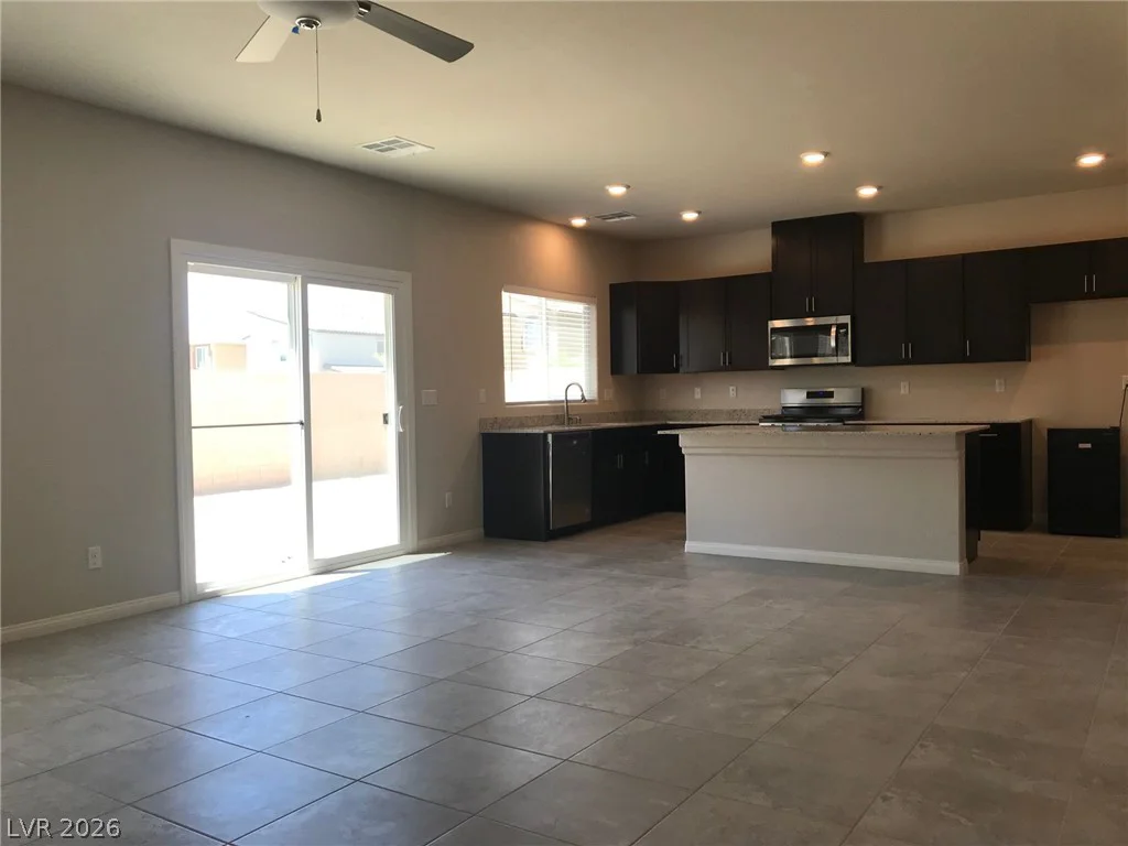 4047 Floating Fern, North Las Vegas, NV 89084