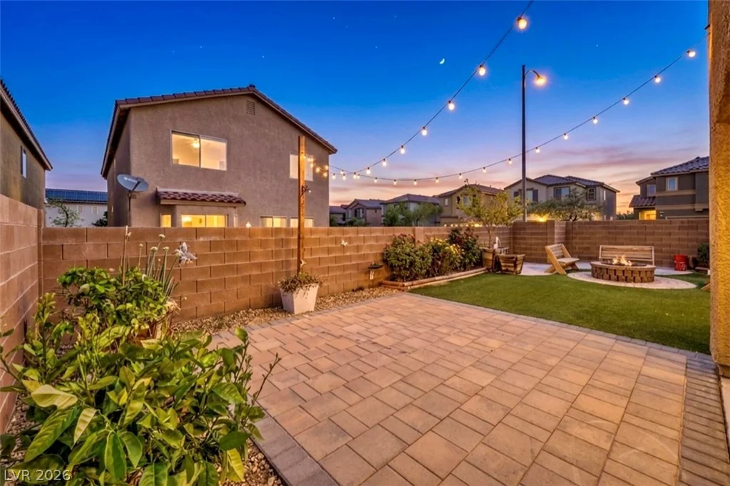 6330 Levi, Las Vegas, NV 89141