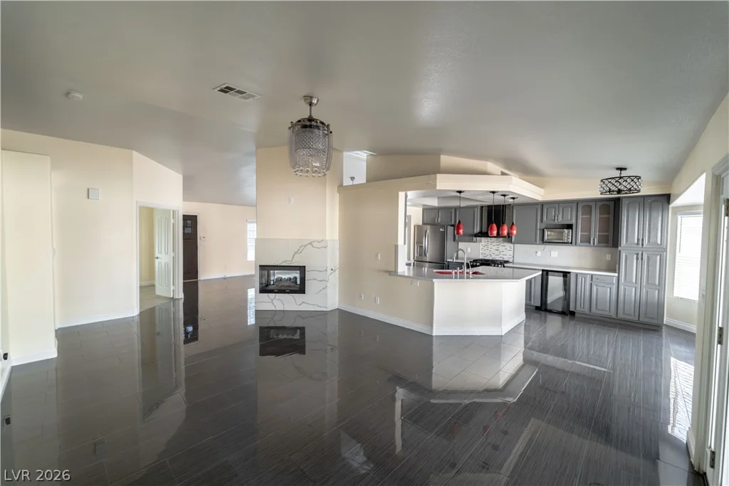 906 Sitting Bull, Henderson, NV 89014