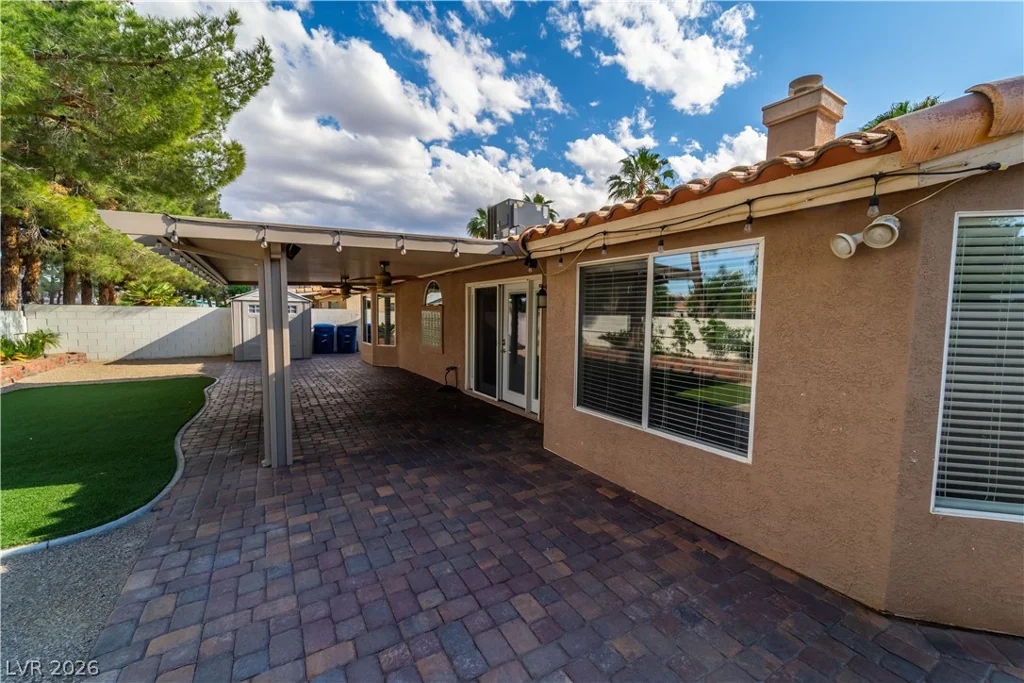 906 Sitting Bull, Henderson, NV 89014