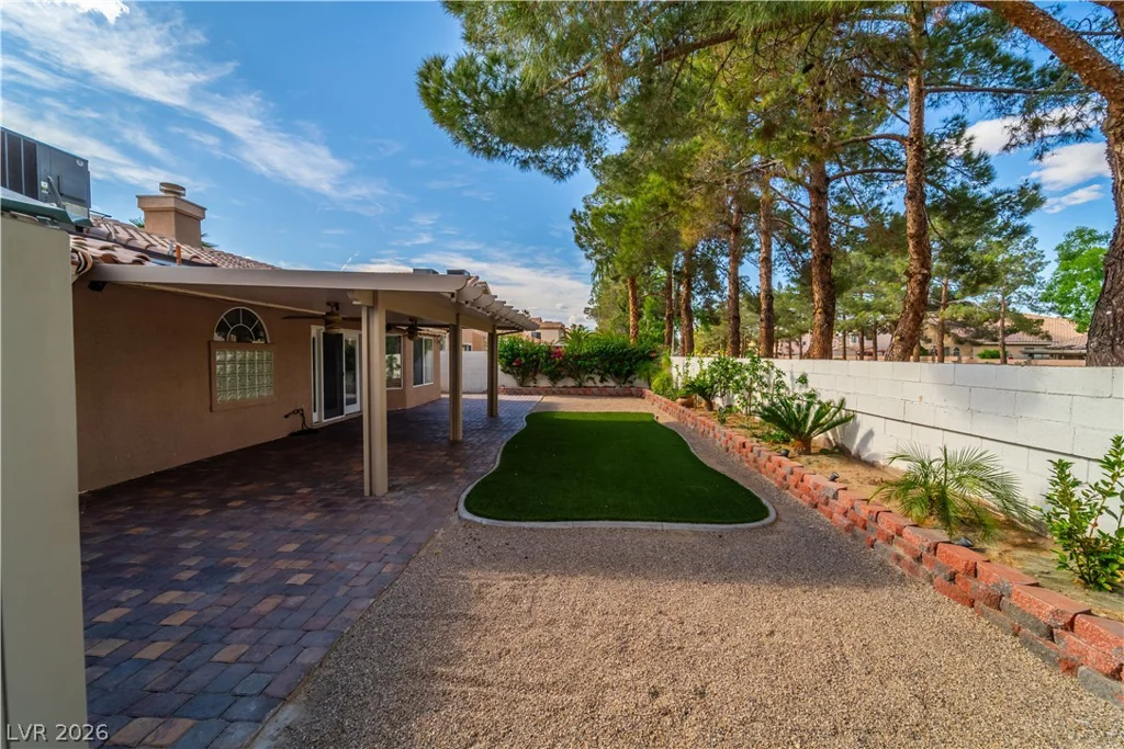 906 Sitting Bull, Henderson, NV 89014