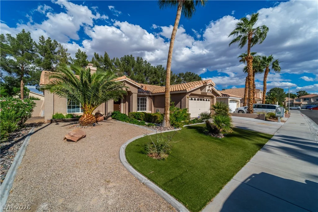 906 Sitting Bull, Henderson, NV 89014