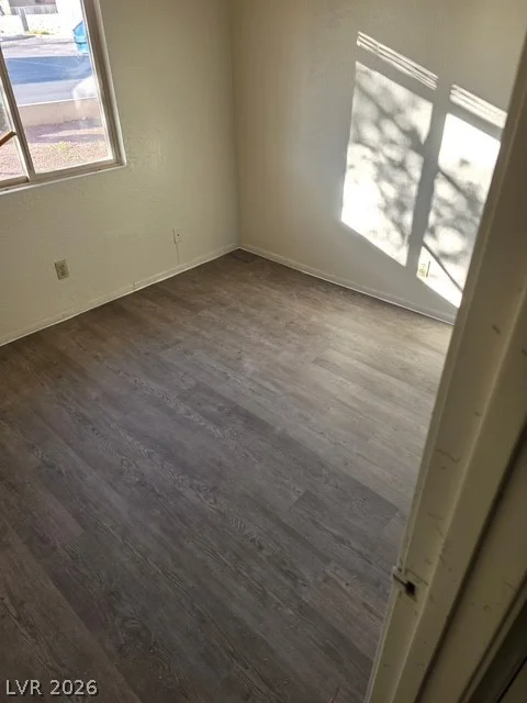 3942 Palos Verdes, Las Vegas, NV 89119