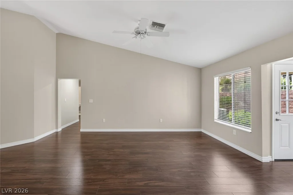 2425 Desert Butte, Las Vegas, NV 89134