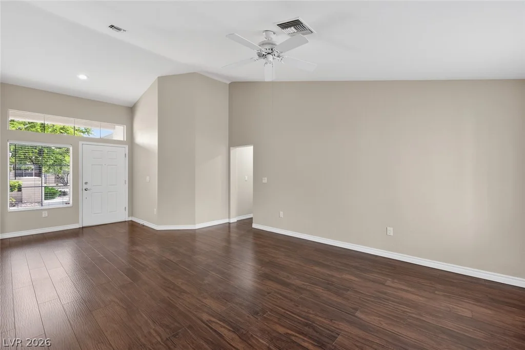 2425 Desert Butte, Las Vegas, NV 89134