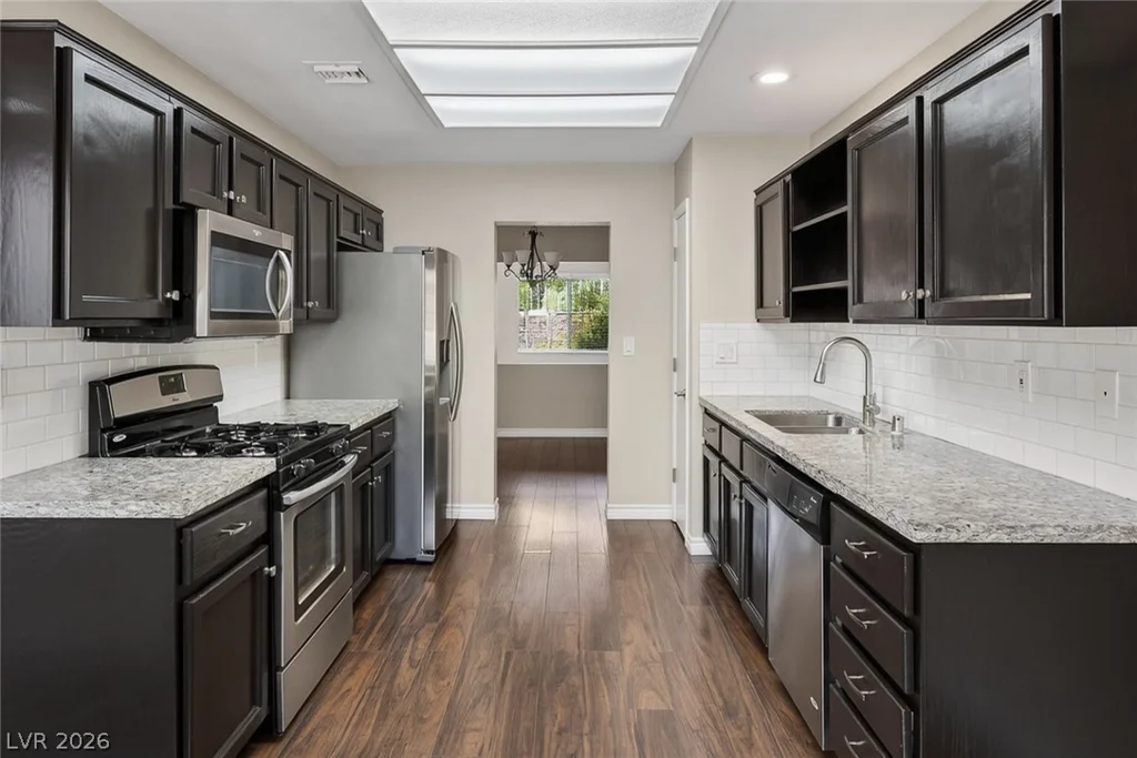 2425 Desert Butte, Las Vegas, NV 89134