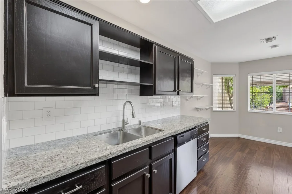 2425 Desert Butte, Las Vegas, NV 89134