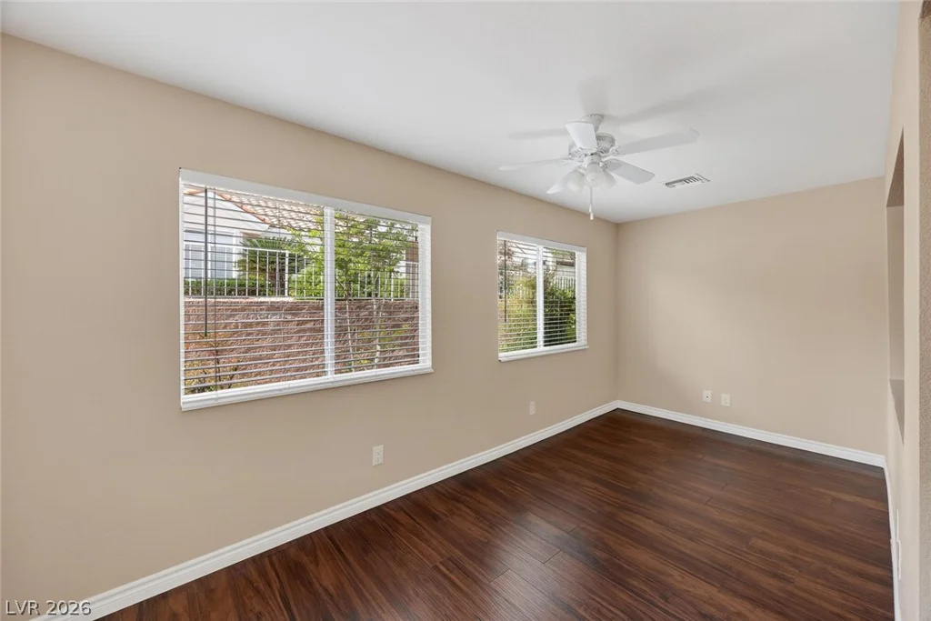 2425 Desert Butte, Las Vegas, NV 89134