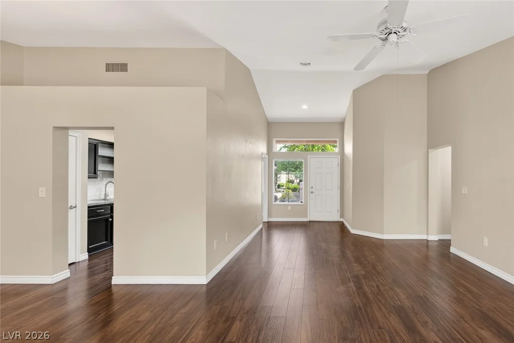 2425 Desert Butte, Las Vegas, NV 89134