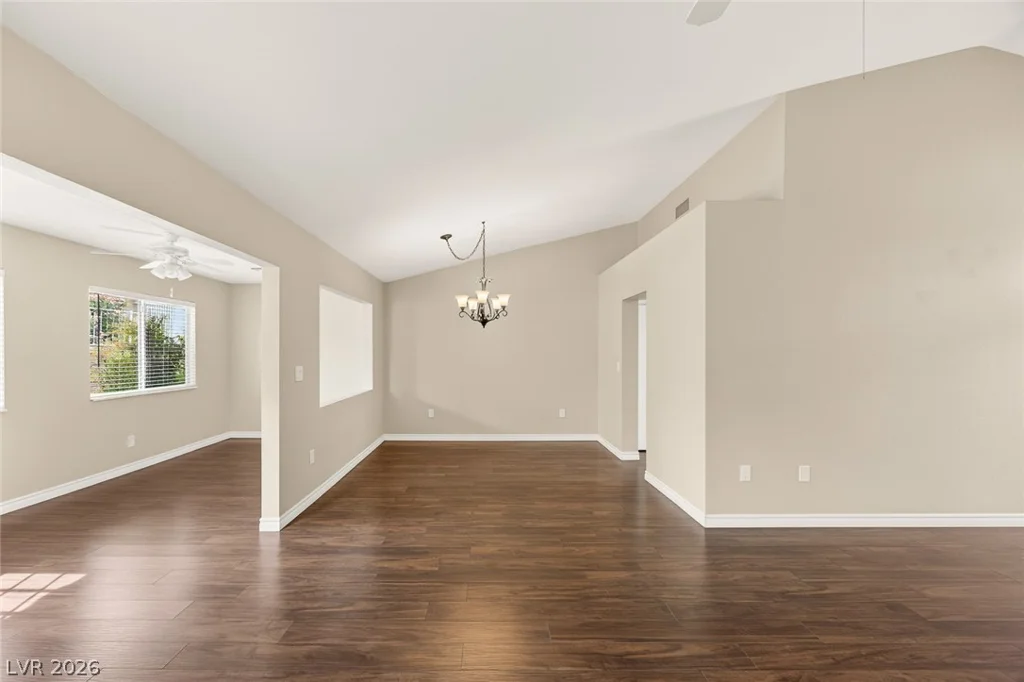 2425 Desert Butte, Las Vegas, NV 89134