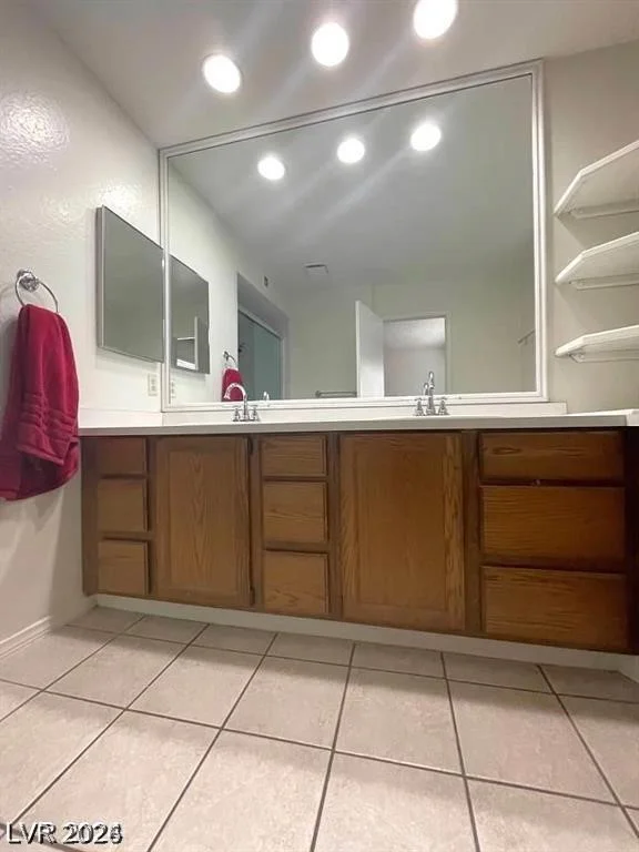 2459 Domingo, Las Vegas, NV 89121