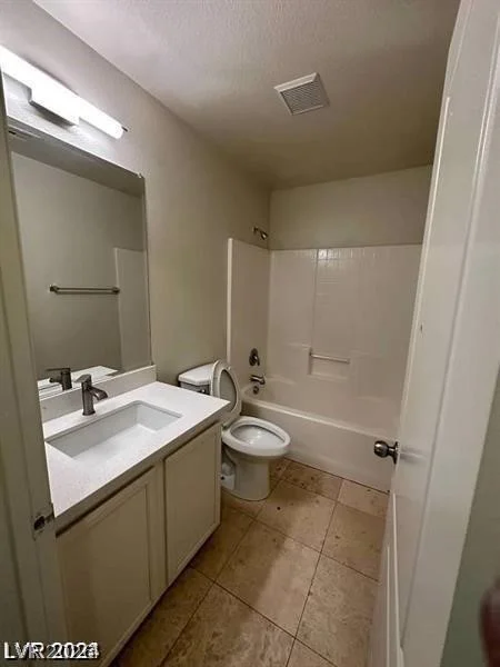 6320 Legend Falls, North Las Vegas, NV 89081