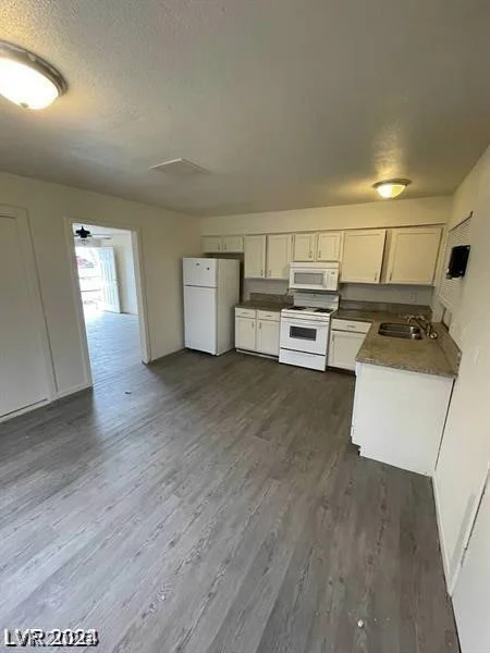 915 MAJOR, Henderson, NV 89015