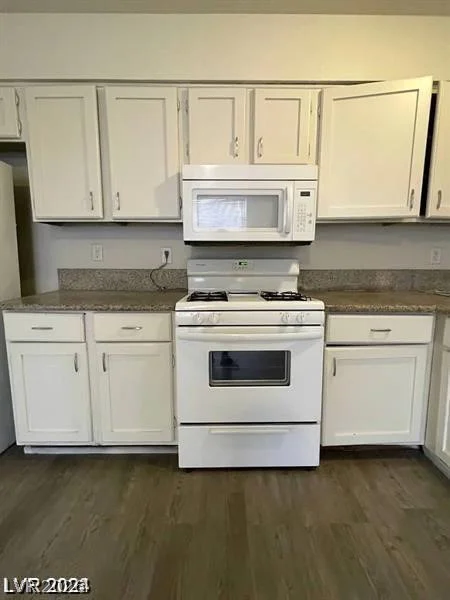 915 MAJOR, Henderson, NV 89015